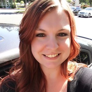 Meet your Posher, Lacey